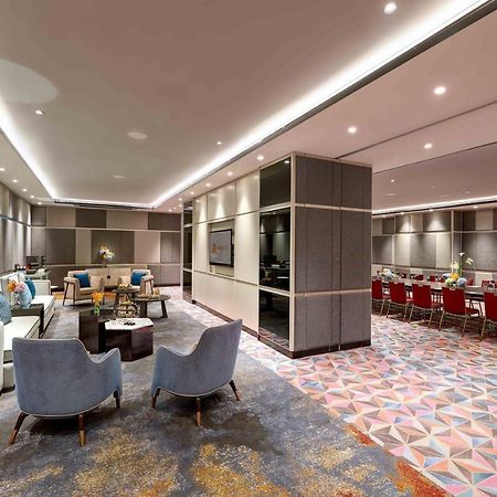 M World Hotel Formerly Known As Avante Hotel Petaling Dzsaja Kültér fotó The lounge at KLIA