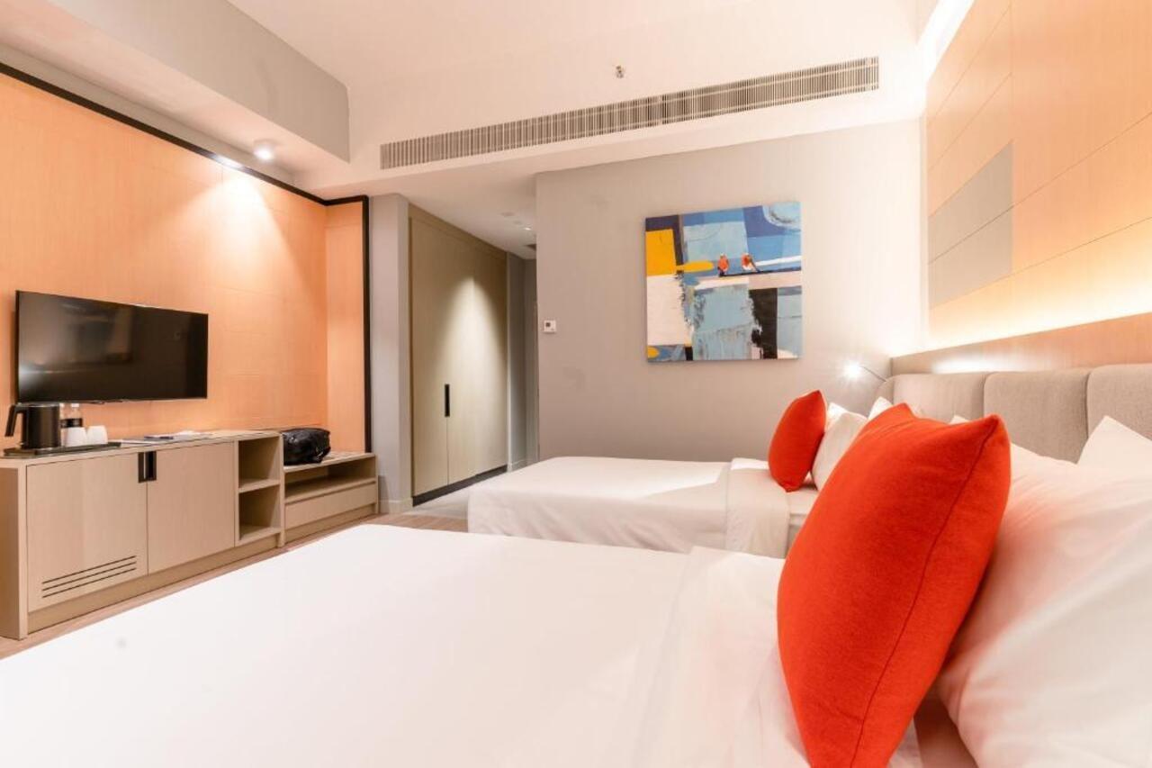 M World Hotel Formerly Known As Avante Hotel Petaling Dzsaja Kültér fotó Deluxe Room