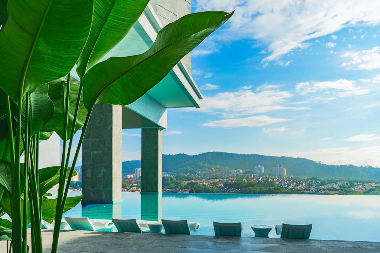 M World Hotel Formerly Known As Avante Hotel Petaling Dzsaja Kültér fotó Infinity pool at the 1018